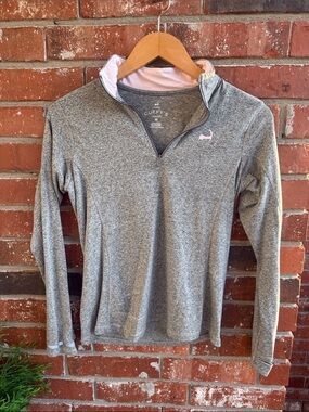 Cuffy’s Athletic Performance Half Zip Gray Women's Top with Pink Accents